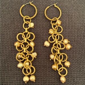 Gold-Tone Link & irradescent pink Pearl Dangle Earrings Vintage Style Statement